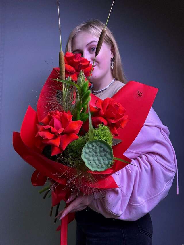 Экзотик Ин Рэд 