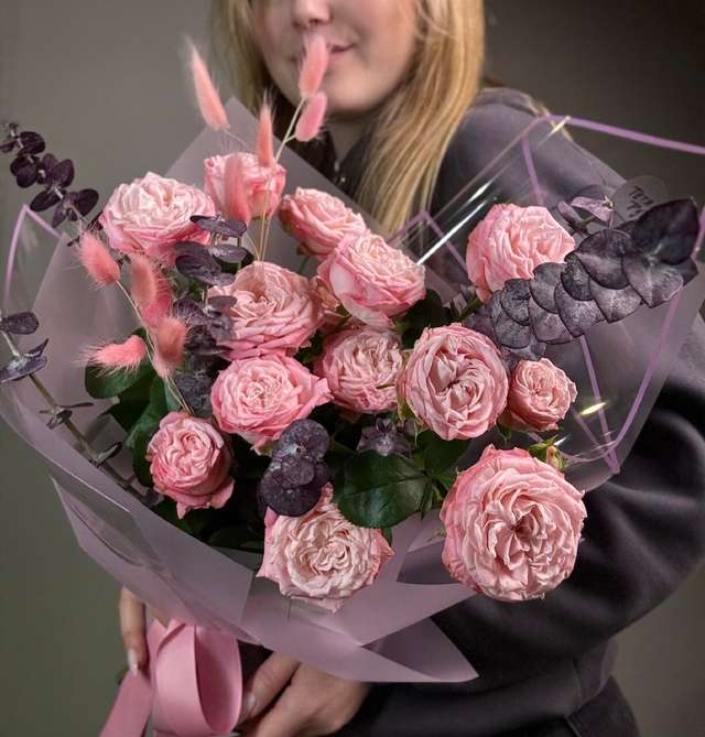 Моно кустовая роза 