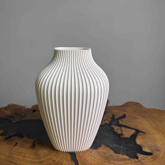 Ваза 3D Биата белая