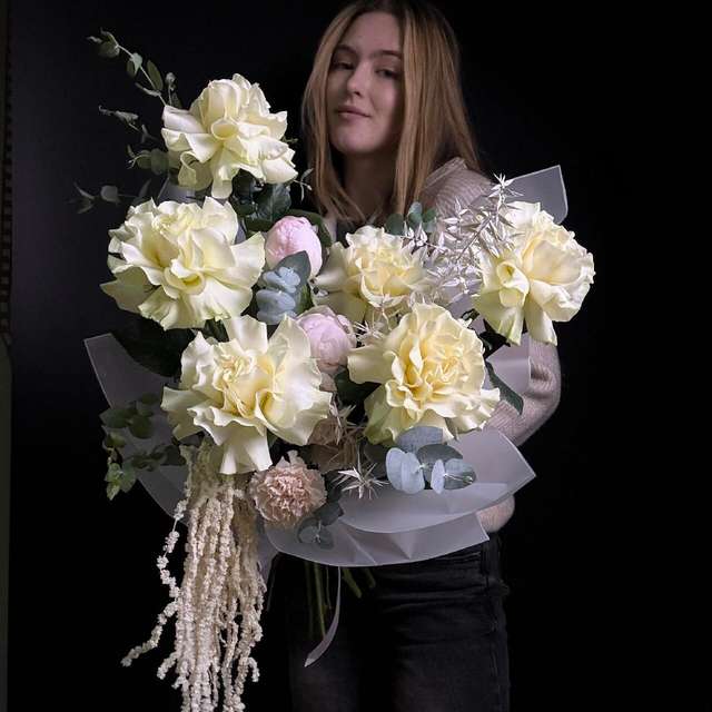 Вайт Ла Лув