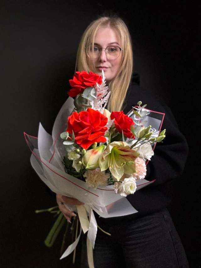 Рэд Ин Вайт