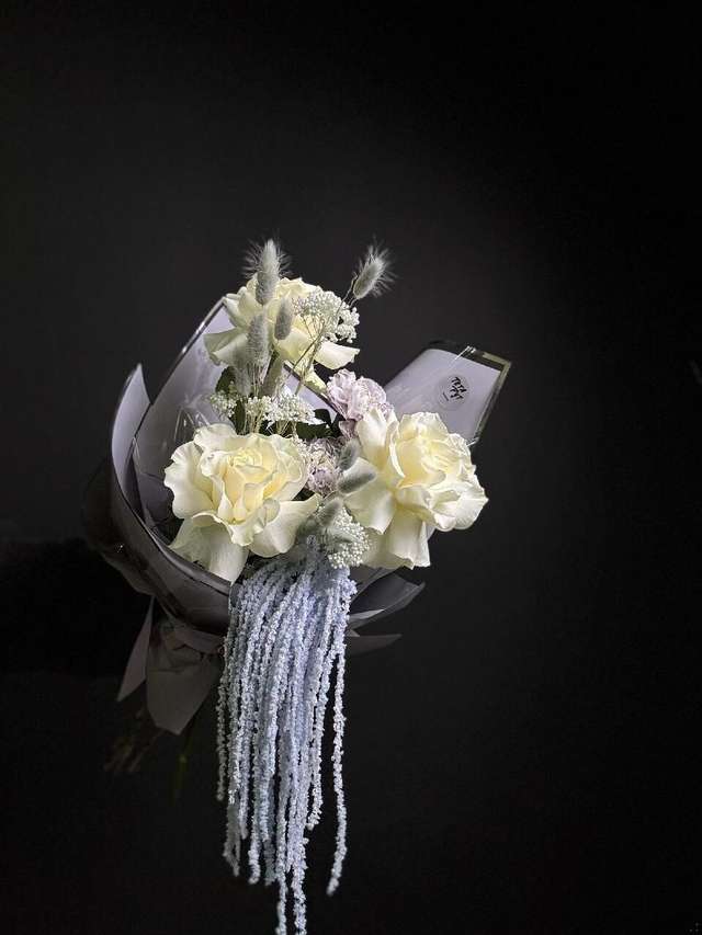 Вайт Сильвер